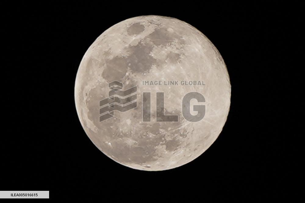 Wolf Moon Supermoon - India