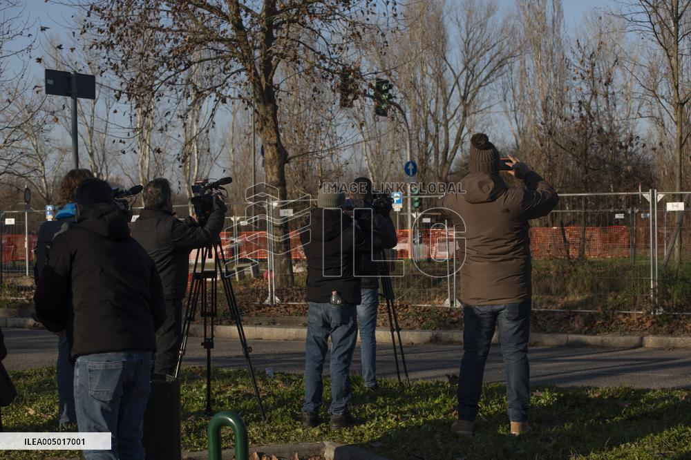 Victims of Crans-Montana arriving via helicopter at Hospital in Milan