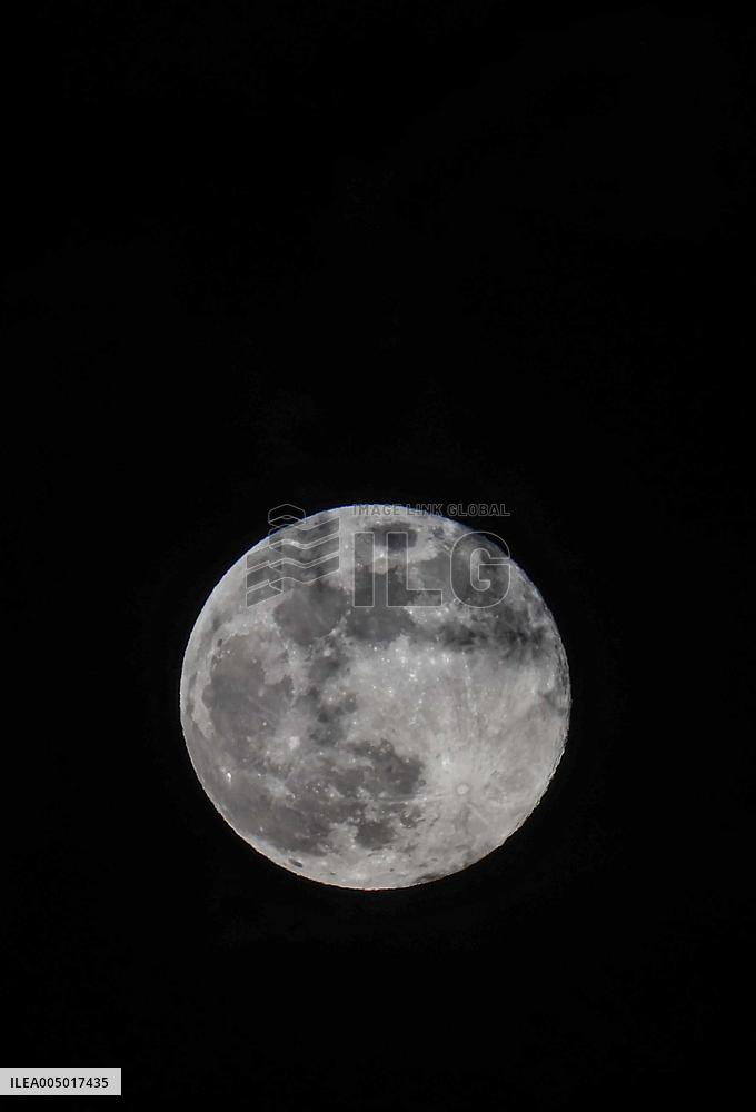 Wolf Moon Supermoon - Iraq