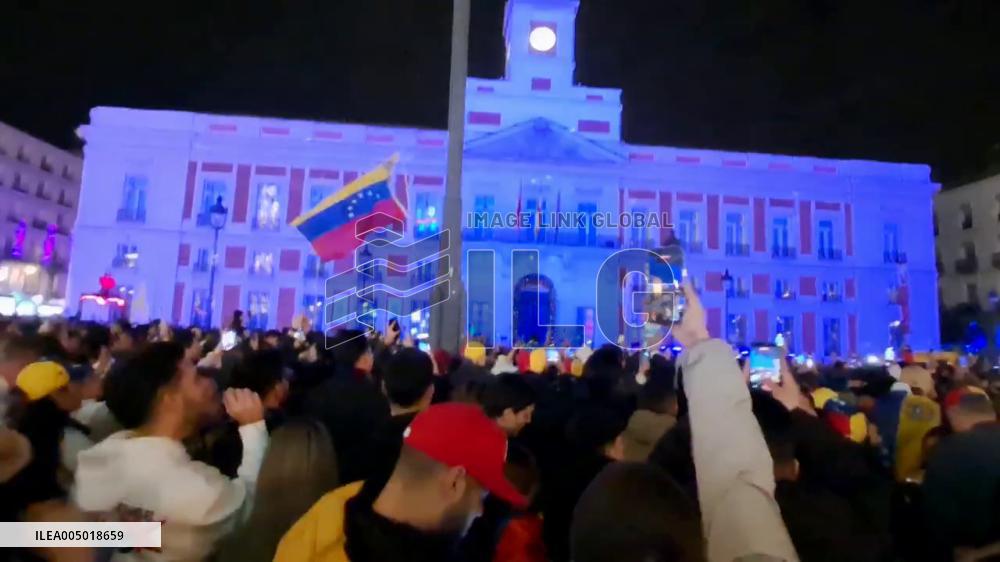 Spain: Venezuelans in Madrid Celebrate Following Capture of President Maduro 2