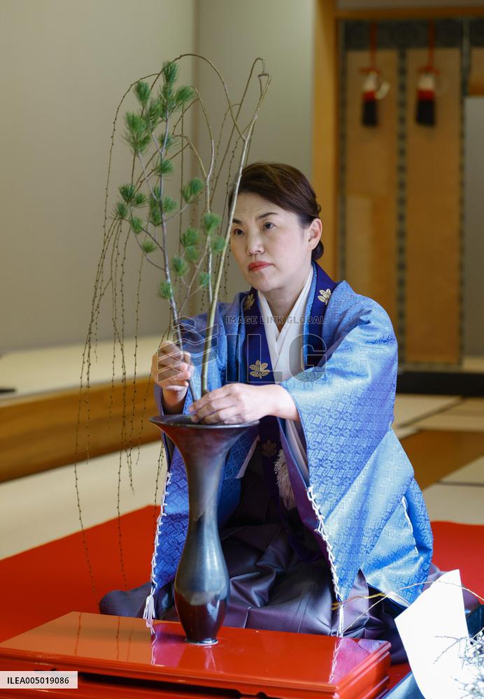 New Year flower arrangement event