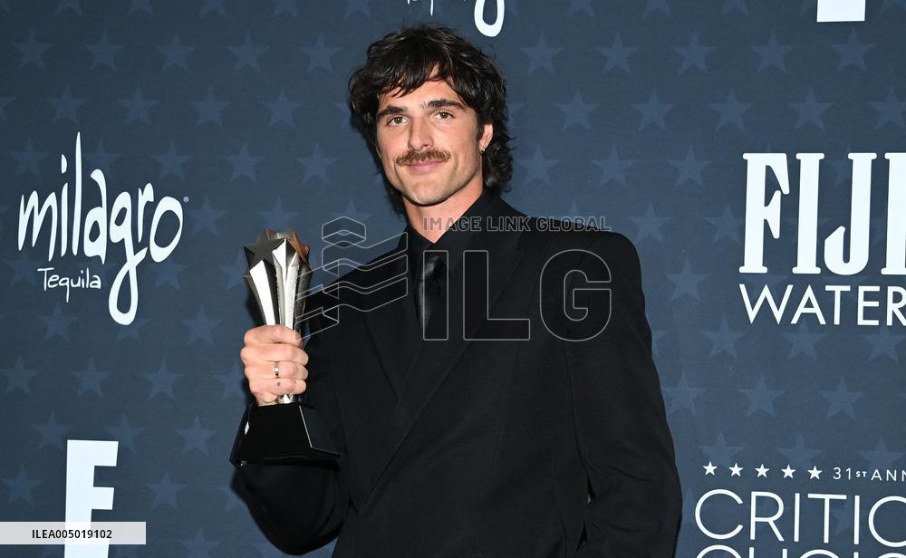 31st Annual Critics Choice Awards - Pressroom