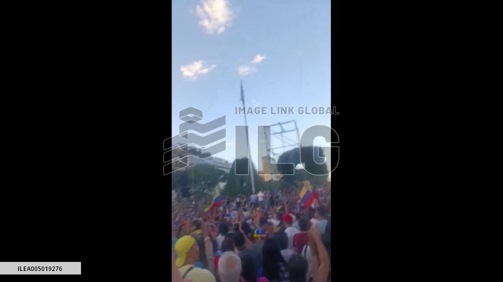 Argentina: Crowds Celebrate in Buenos Aires After Maduro’s Capture 2