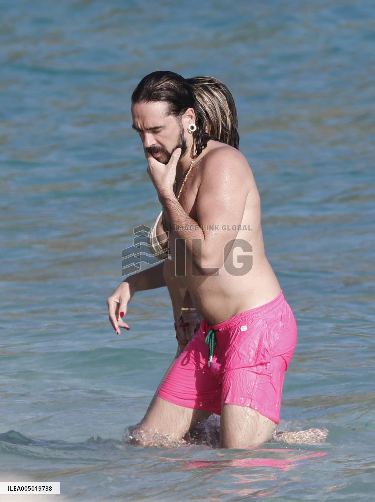 Heidi Klum And Tom Kaulitz Beachside - St Barths
