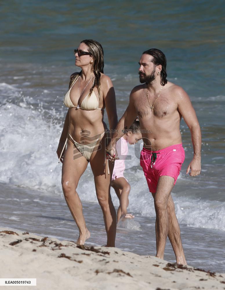 Heidi Klum And Tom Kaulitz Beachside - St Barths