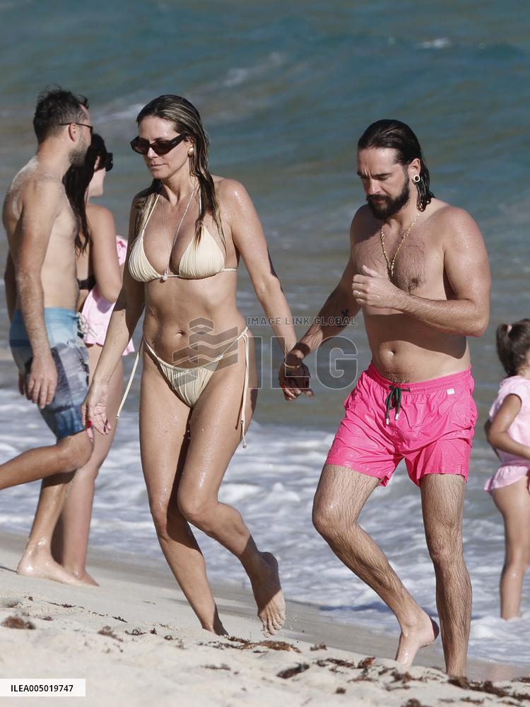 Heidi Klum And Tom Kaulitz Beachside - St Barths