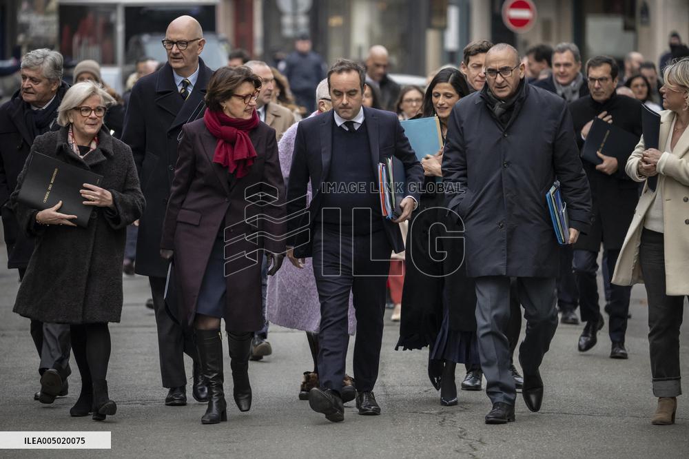 French Government Arriving at First Cabinet Meeting of 2026 at Elysee - Paris