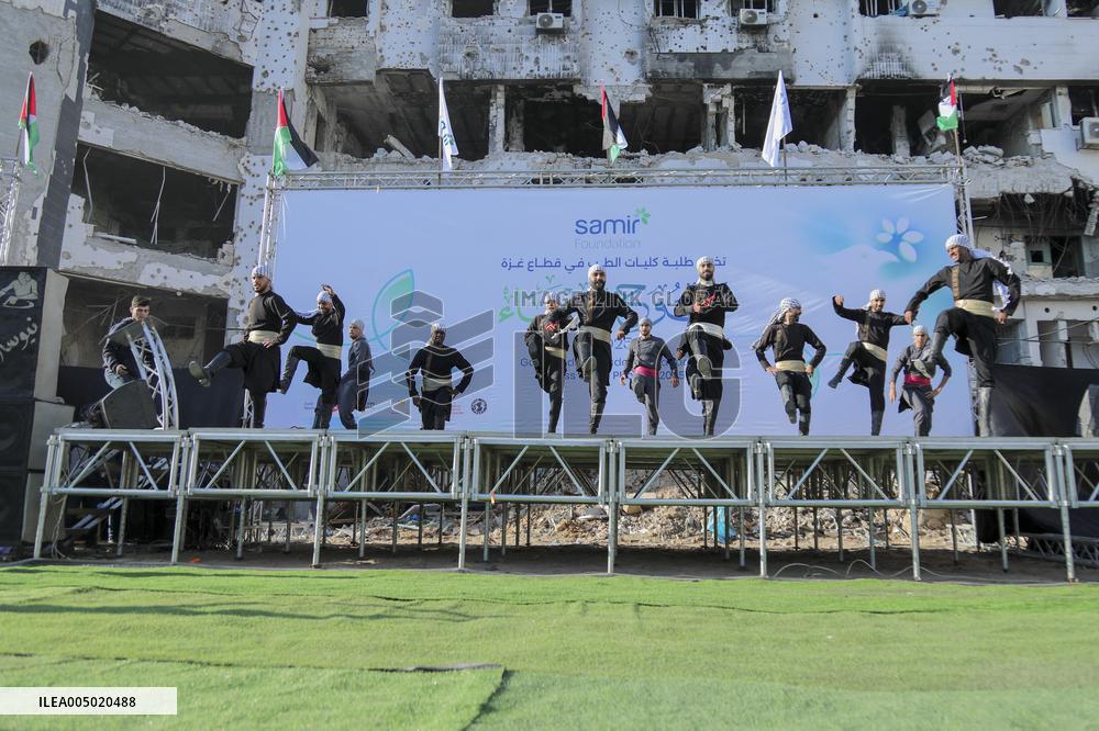 Gazas New Doctors Graduate