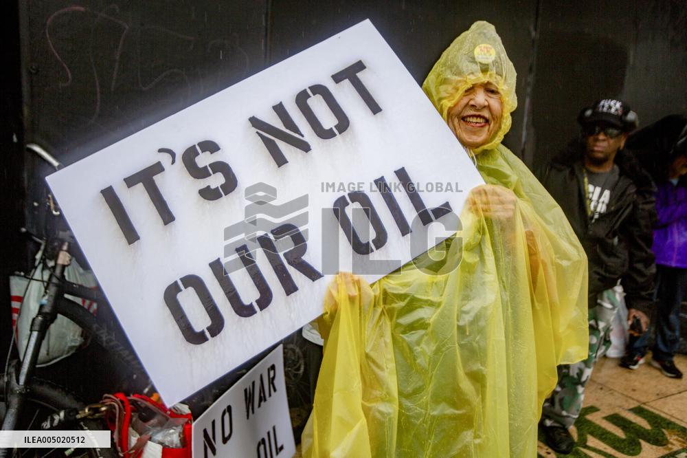 Los Angeles Rally Backs Venezuela - USA