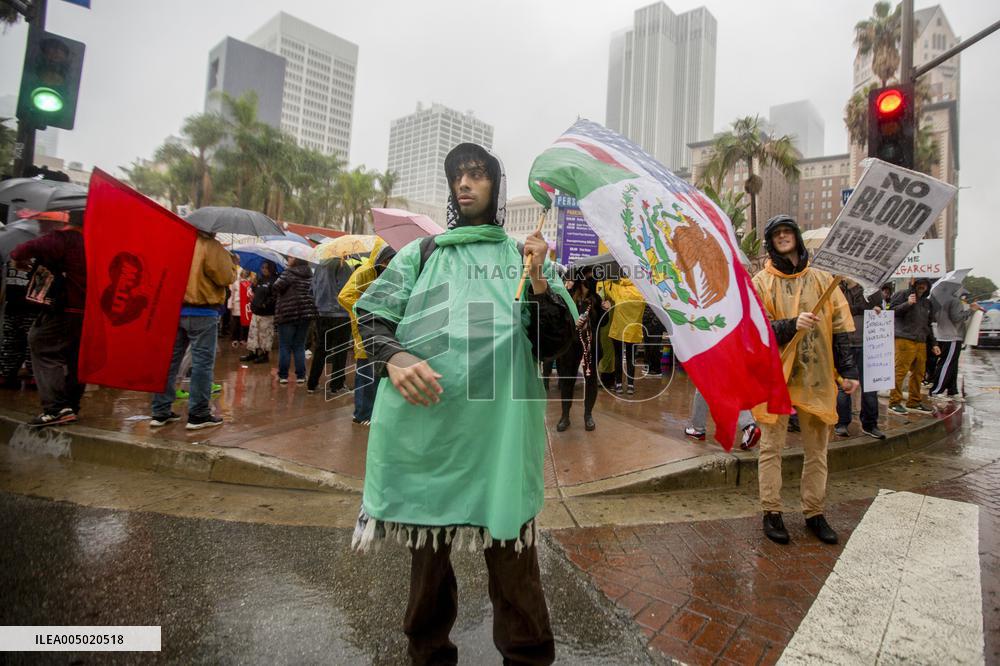 Los Angeles Rally Backs Venezuela - USA