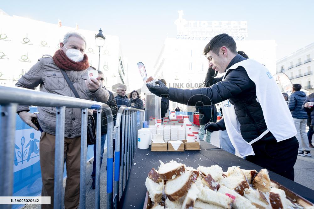 Traditional Roscón De Reyes of Aldeas Infantiles at Puerta Del Sol