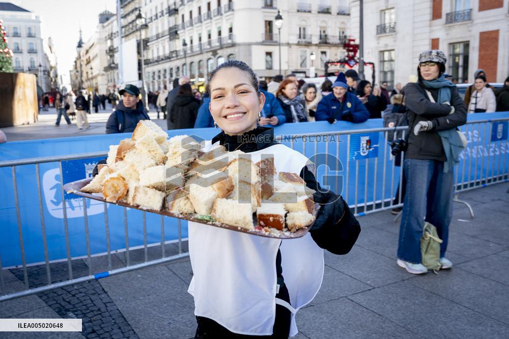Traditional Roscón De Reyes of Aldeas Infantiles at Puerta Del Sol