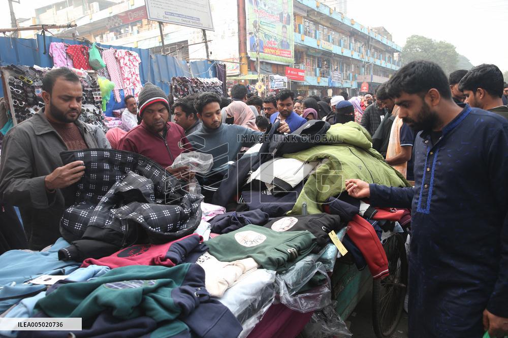 Winter Shopping During Cold Weather - Dhaka