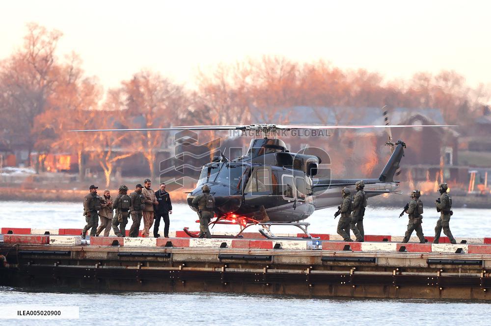 Maduro with Is Wife Arrive at New York Heliport - NYC