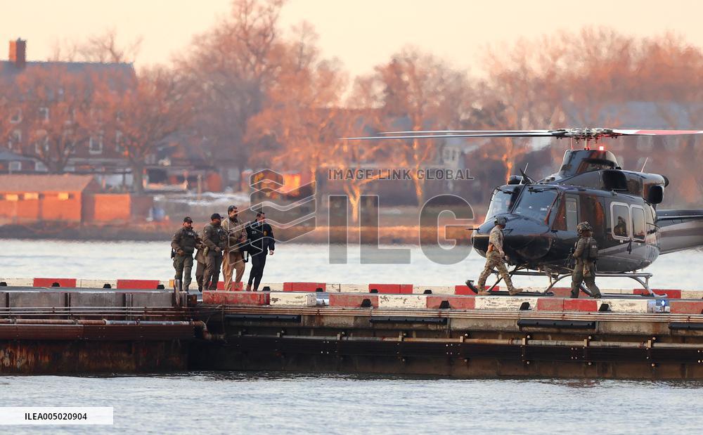 Maduro with Is Wife Arrive at New York Heliport - NYC