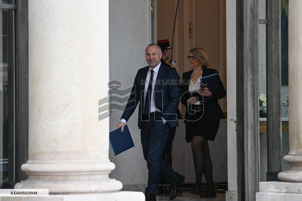 First Weekly Cabinet Meeting of 2026 - Paris