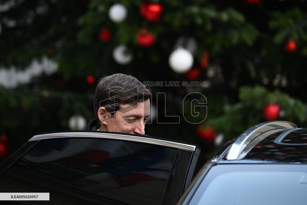 First Weekly Cabinet Meeting of 2026 - Paris