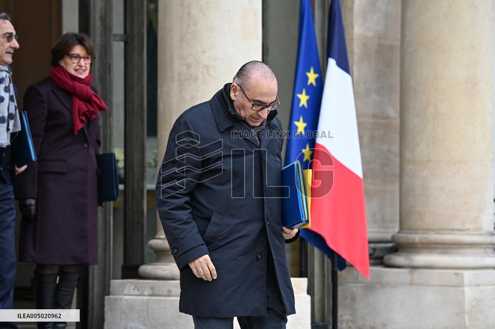First Weekly Cabinet Meeting of 2026 - Paris