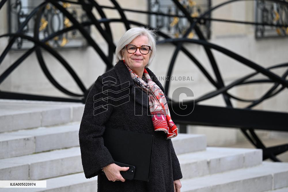 First Weekly Cabinet Meeting of 2026 - Paris