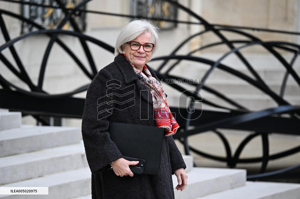 First Weekly Cabinet Meeting of 2026 - Paris