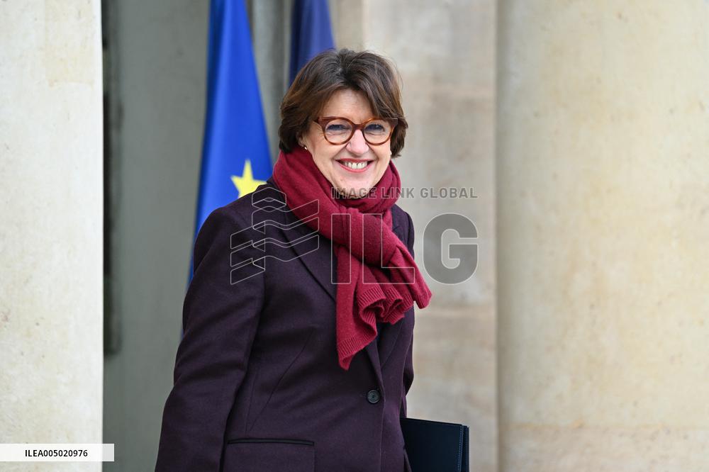 First Weekly Cabinet Meeting of 2026 - Paris