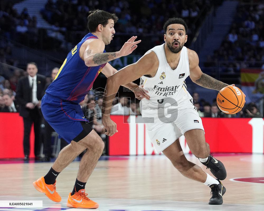 Liga Endesa - Real Madrid v FC Barcelona
