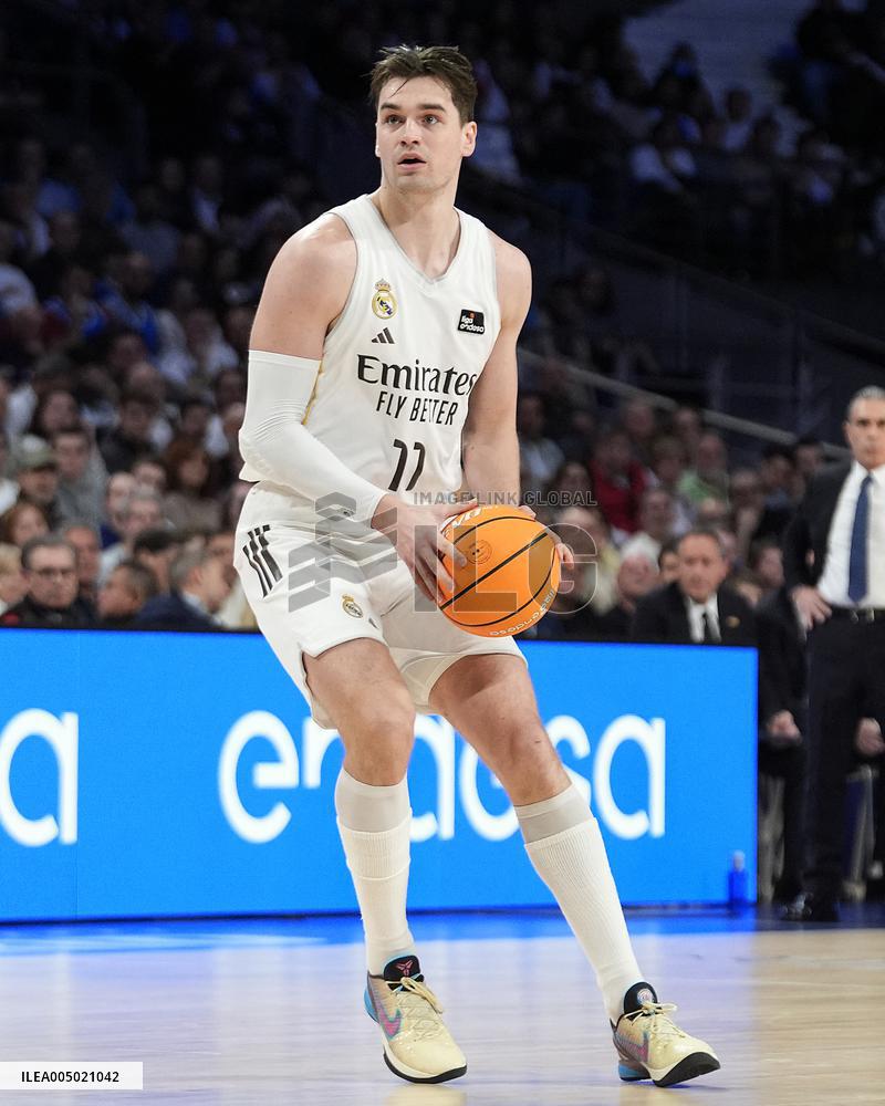 Liga Endesa - Real Madrid v FC Barcelona