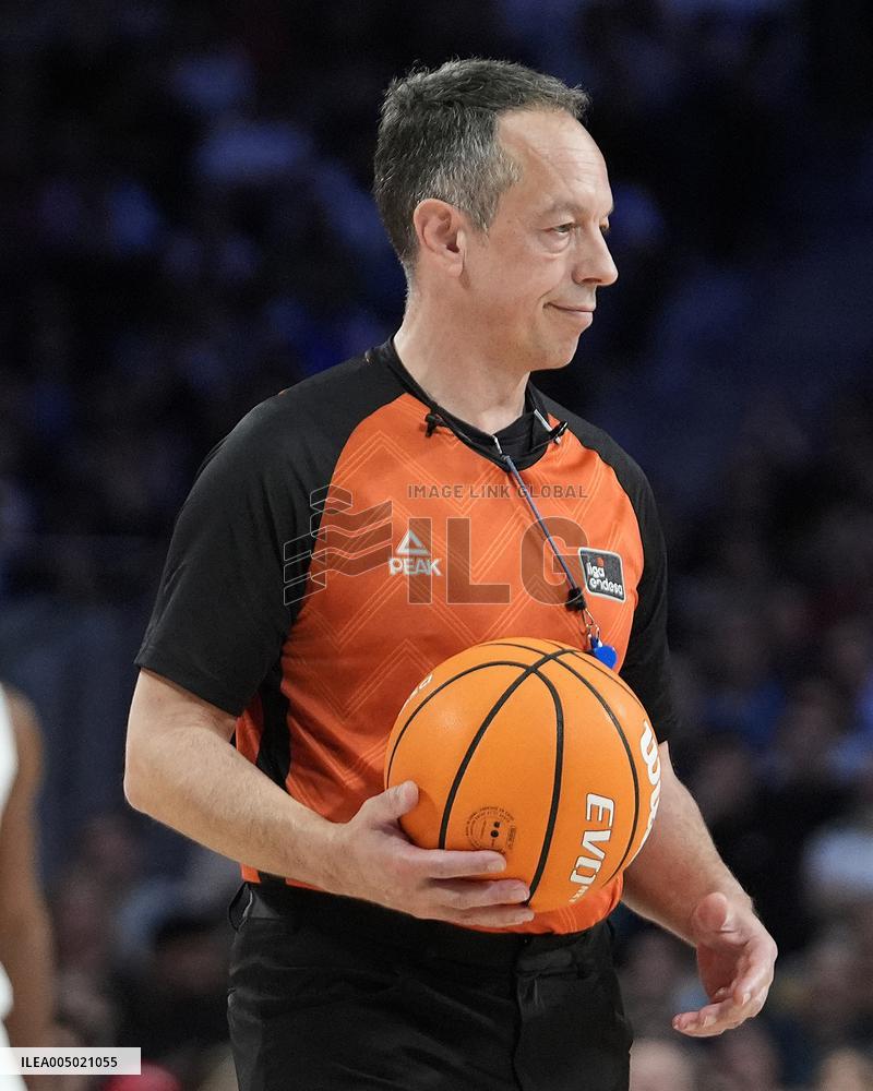 Liga Endesa - Real Madrid v FC Barcelona