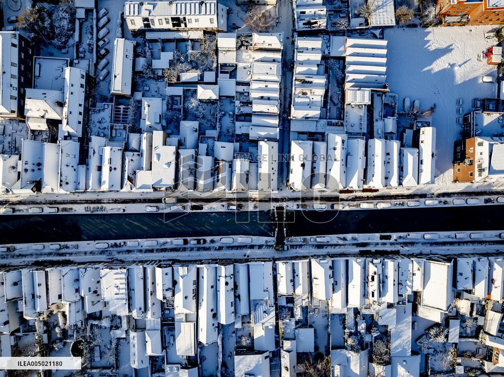 Gouda Overview In The Snow - Netherlands