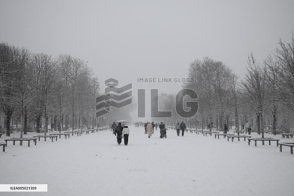 Paris Under the Snow