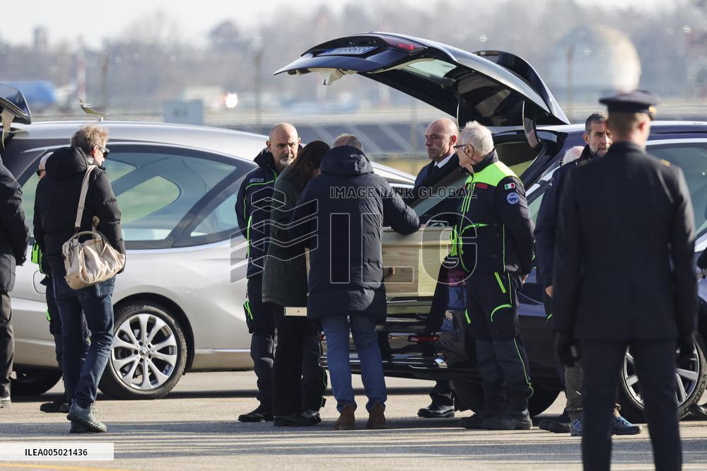 Arrival of The Bodies of Italian Victims of The New Year's Eve Fire in Crans-Montana - Milan