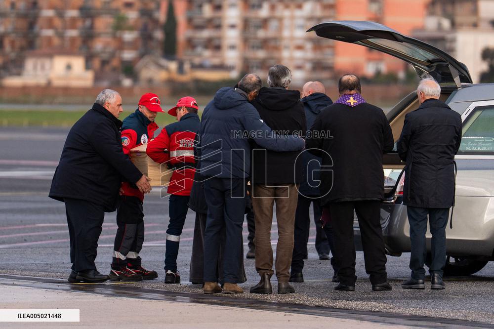 Arrival of The Bodies of Italian Victims of The New Year's Eve Fire in Crans-Montana - Rome