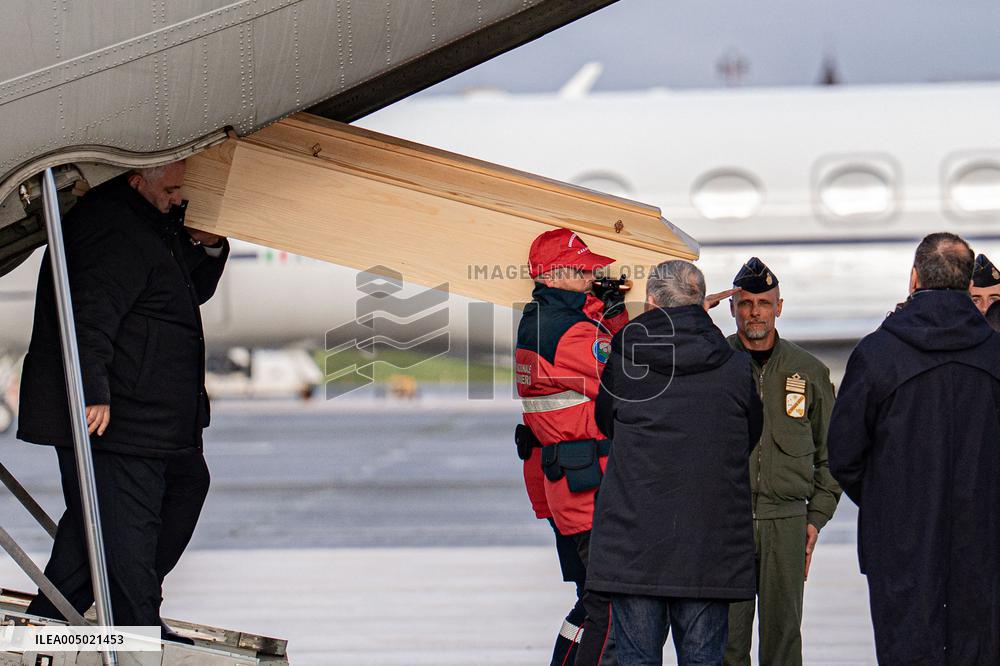 Arrival of The Bodies of Italian Victims of The New Year's Eve Fire in Crans-Montana - Rome