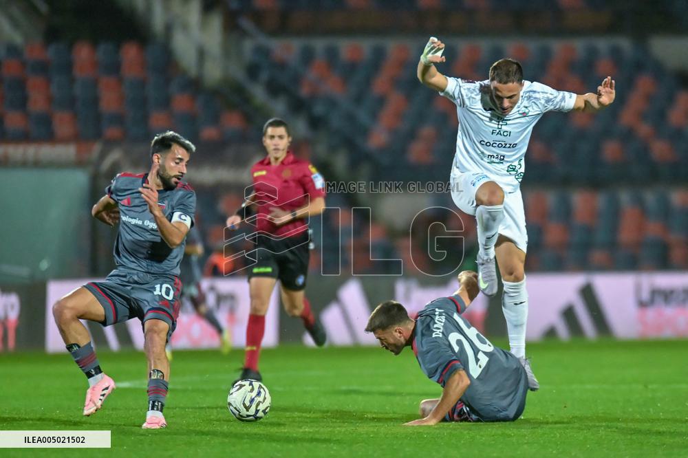 CALCIO - Serie C Italia - Cosenza vs Monopoli