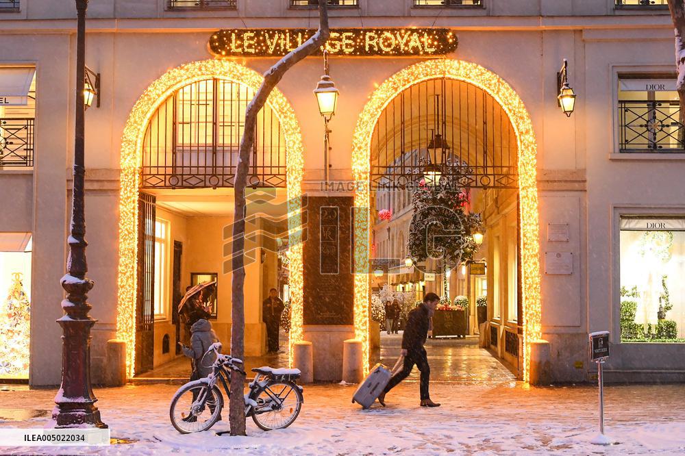Paris Under The Snow - Paris