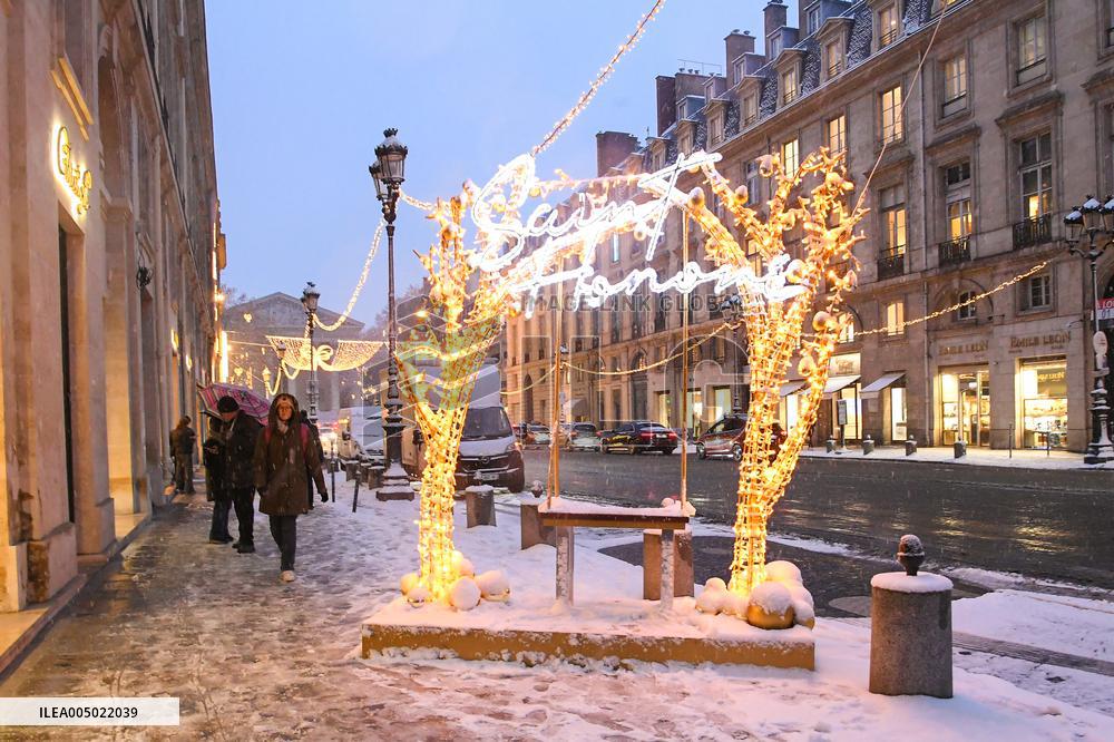 Paris Under The Snow - Paris