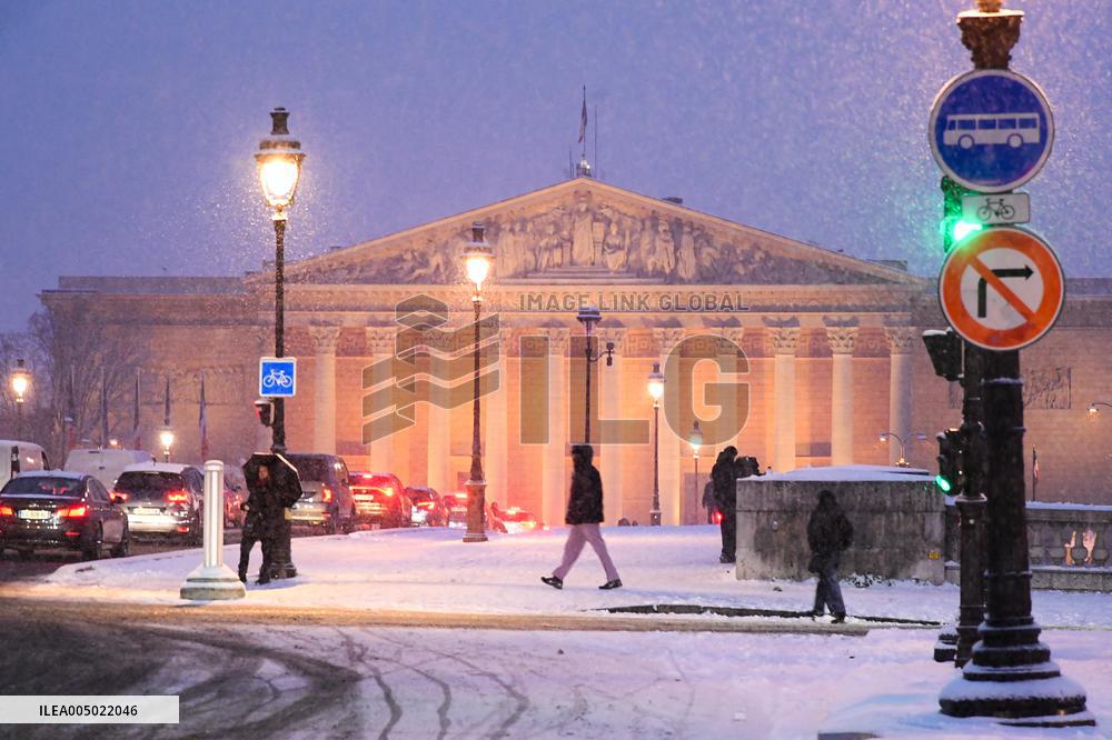 Paris Under The Snow - Paris