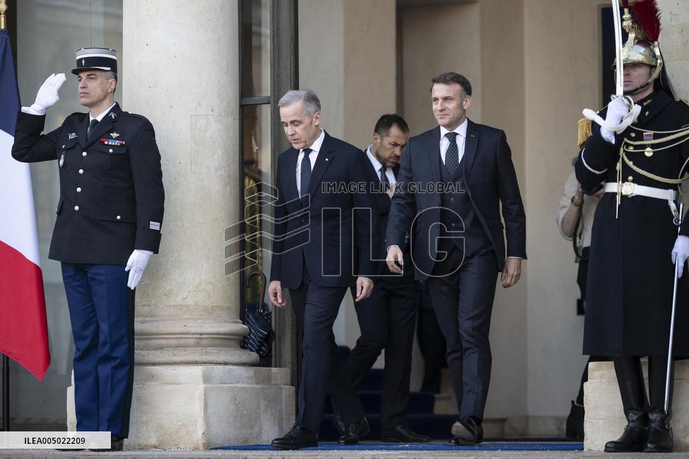 Macron and Carney Meet Ahead of Summit - Paris