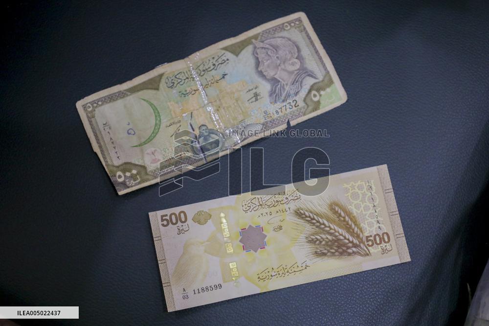 Currency Trading Begins In Idlib - Syria