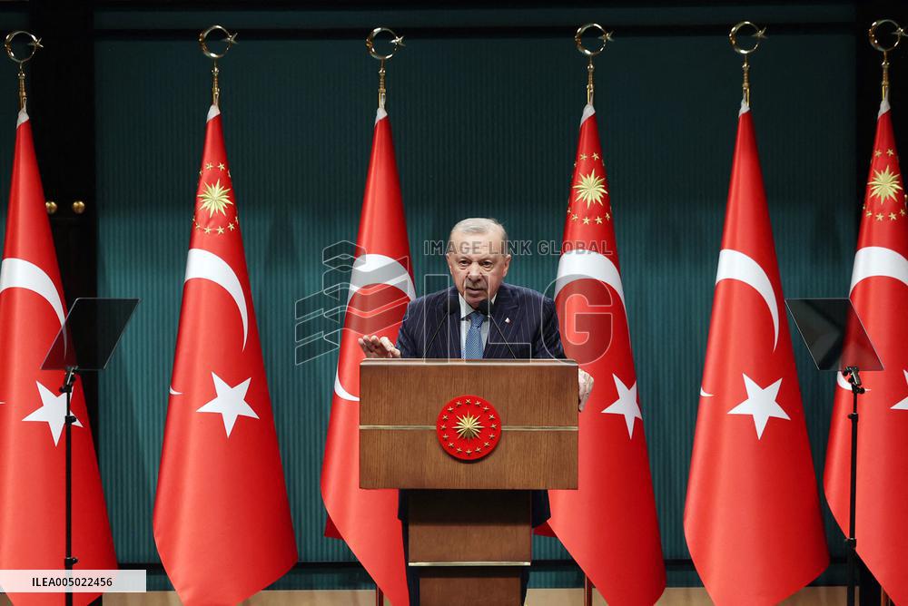 Erdogan at A Press Conference - Ankara