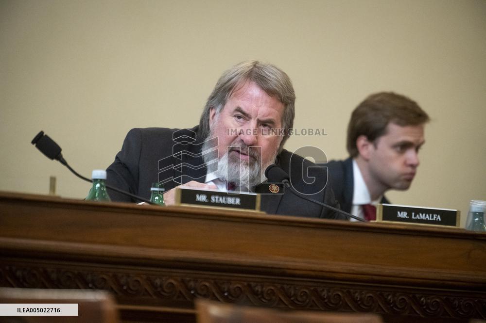 House Committee on Natural Resources | Subcommittee on Oversight and Investigations hearing titled "Examining Barriers to Access