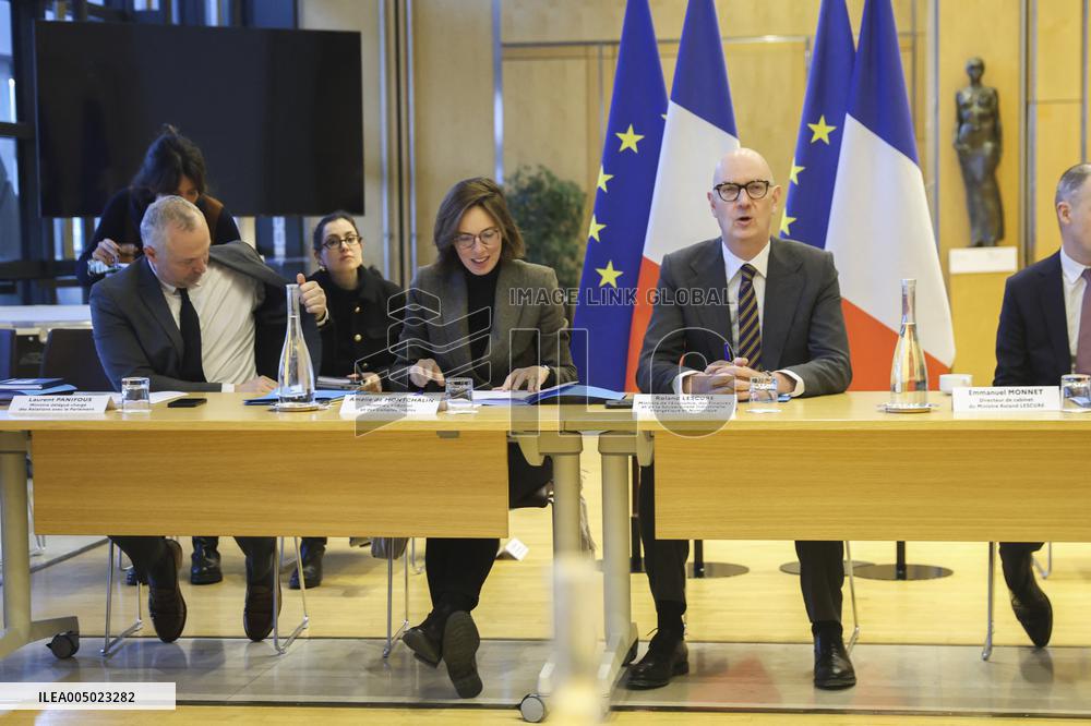 Meeting on The 2026 Finance Bill - Paris