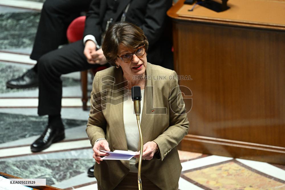 Session of Questions to The Government - Paris