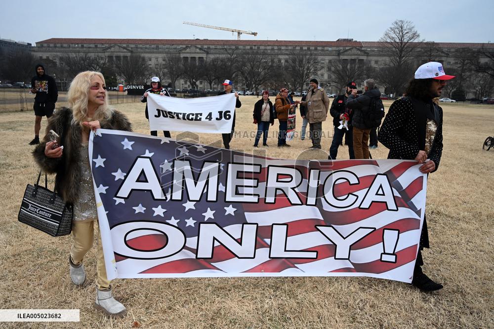 Prominent January 6 defendants march to the US Capitol to mark 5 years since attack