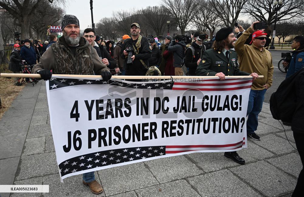 Prominent January 6 defendants march to the US Capitol to mark 5 years since attack