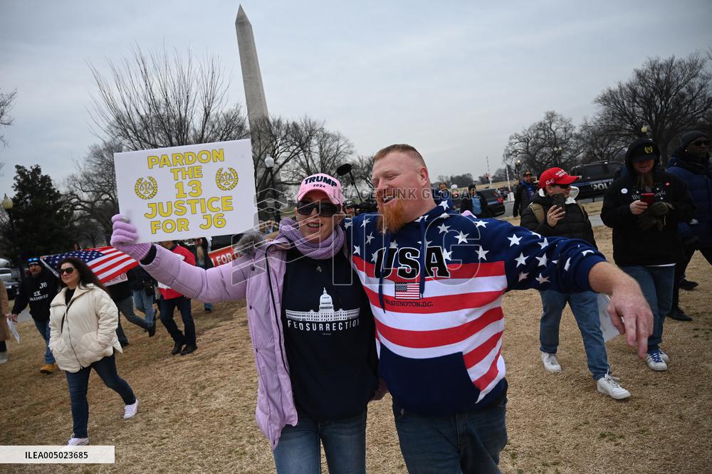 Prominent January 6 defendants march to the US Capitol to mark 5 years since attack