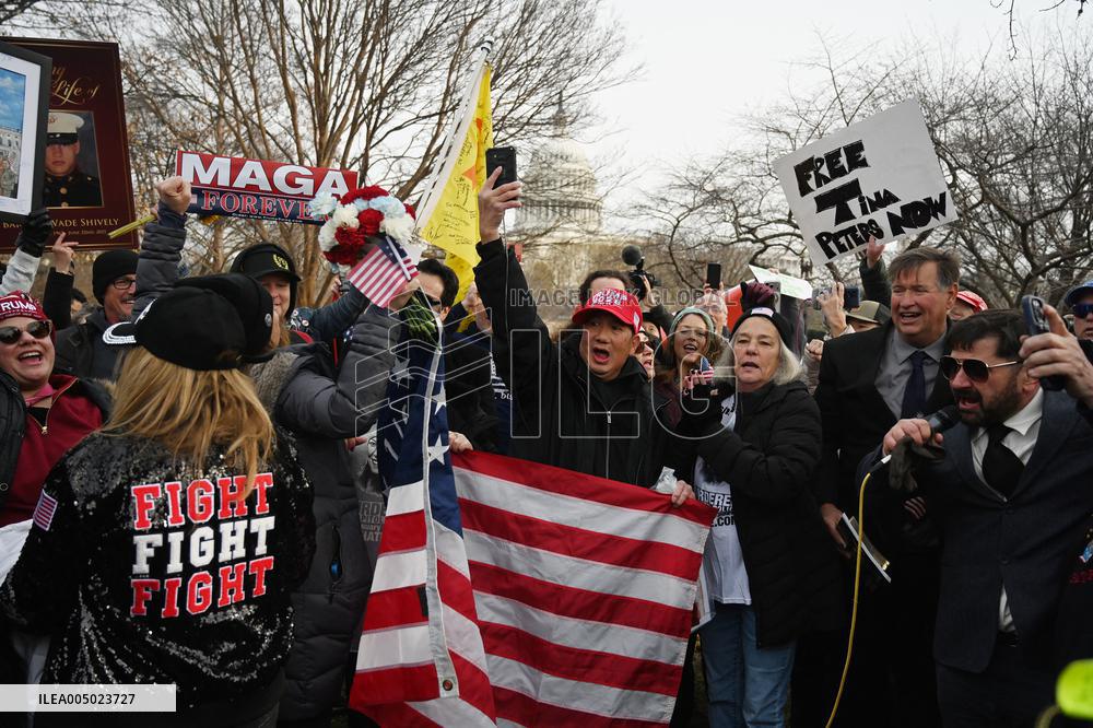 Prominent January 6 defendants march to the US Capitol to mark 5 years since attack