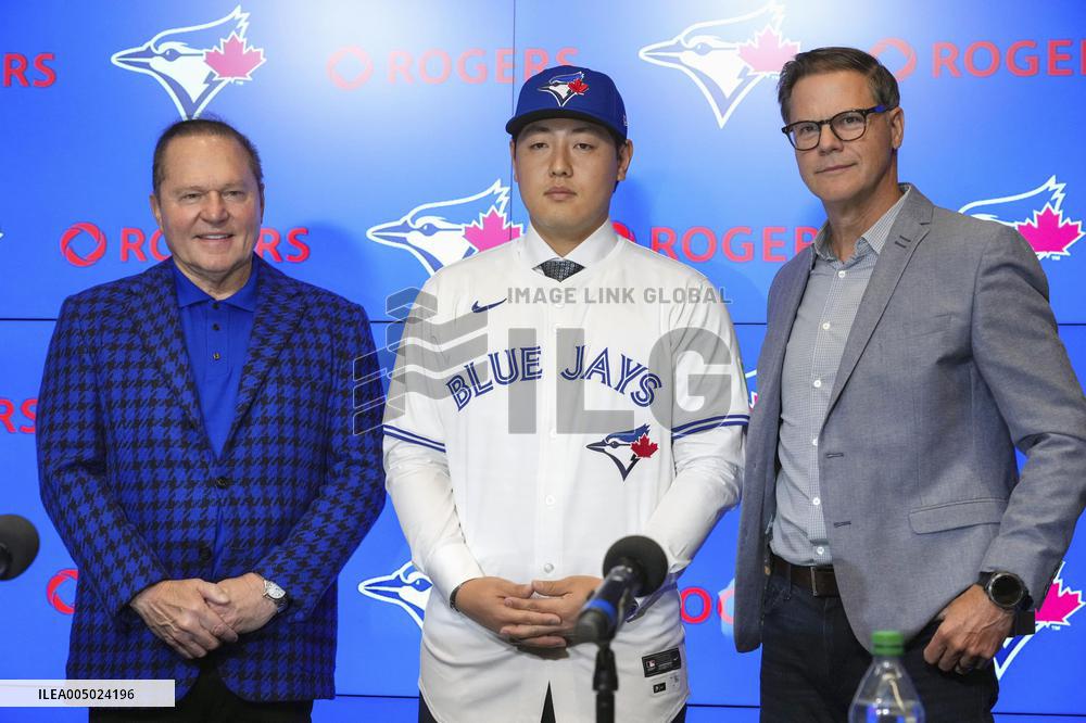 Baseball: Kazuma Okamoto