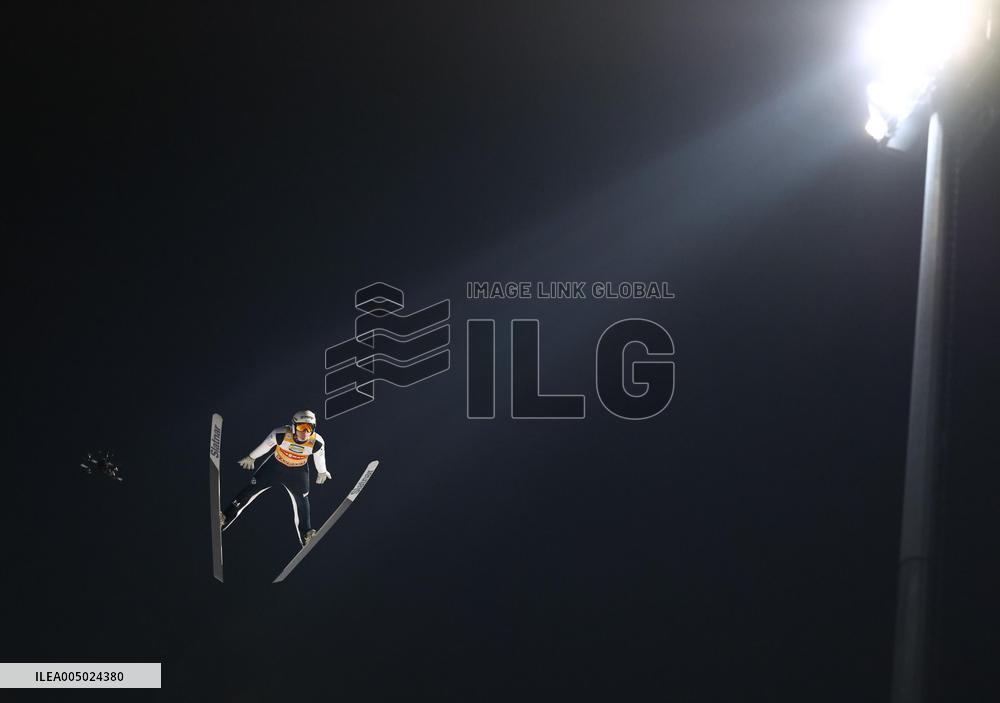 Ski jumping: Four Hills tournament