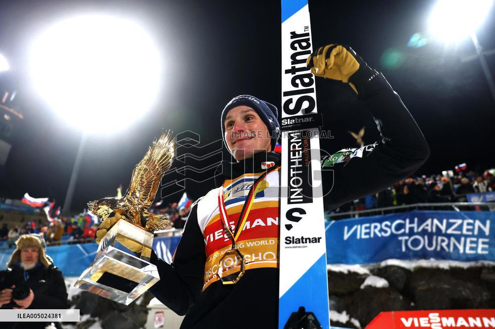 Ski jumping: Four Hills tournament